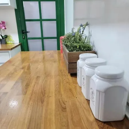 Apartment Vitajte, Vas Domov Vas Caka